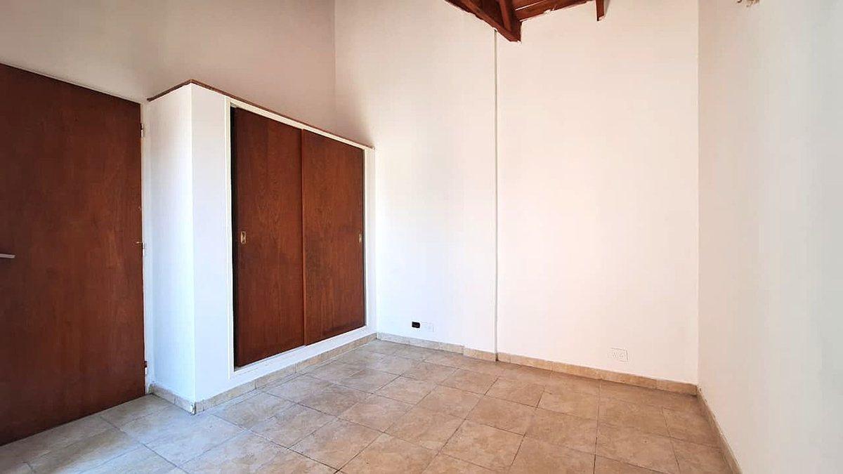 Foto de TRIPEX 5 AMBIENTES. LANUS OESTE, imagen 4
