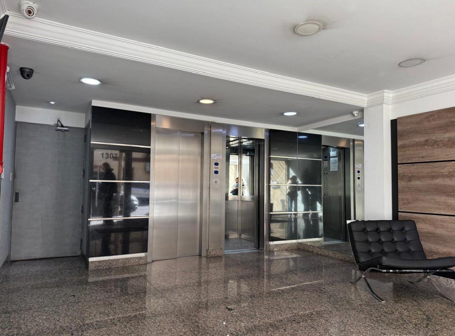 Foto de DEPARTAMENTO EN VENTA 3 AMBTES.FRENTE-AVELLANEDA, imagen 3