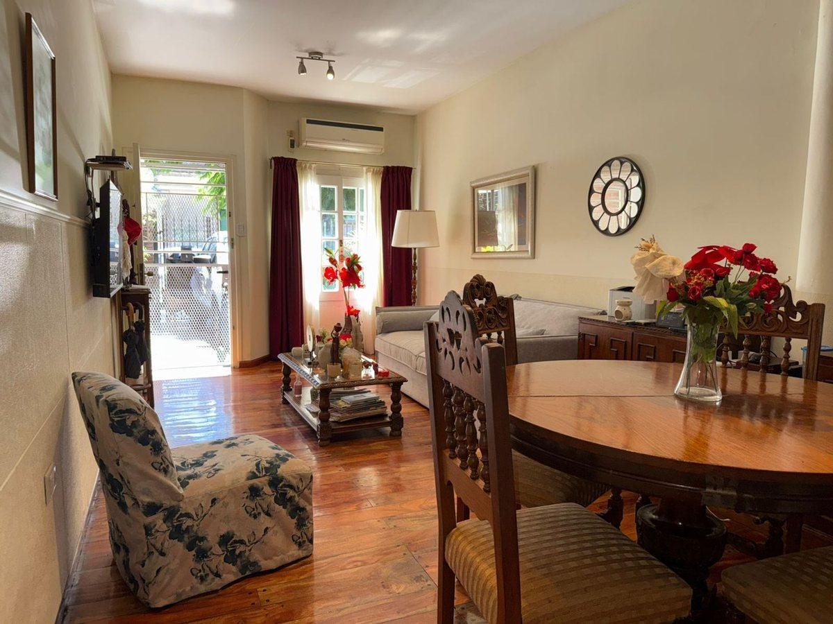 Foto de VENTA TRIPLEX 4 AMBTES.C/COCHERA Y PATIO-LANÚS, imagen 2