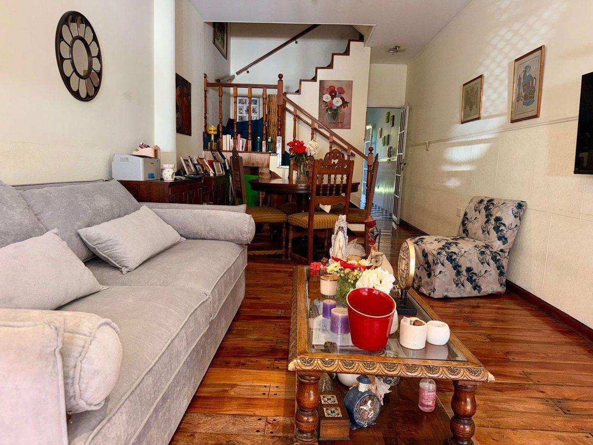 Foto de VENTA TRIPLEX 4 AMBTES.C/COCHERA Y PATIO-LANÚS, imagen 1