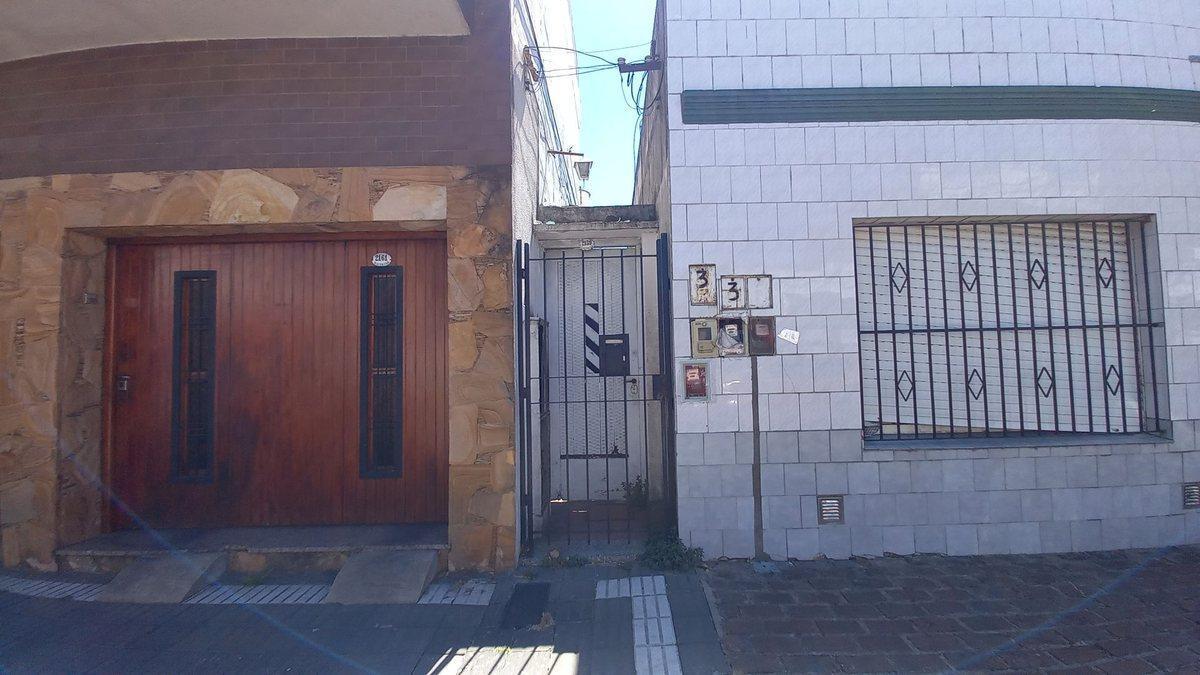 Foto de PH DE 3 AMBIENTES CON PATIO, FONDO LIBRE Y TERRAZA, imagen 5