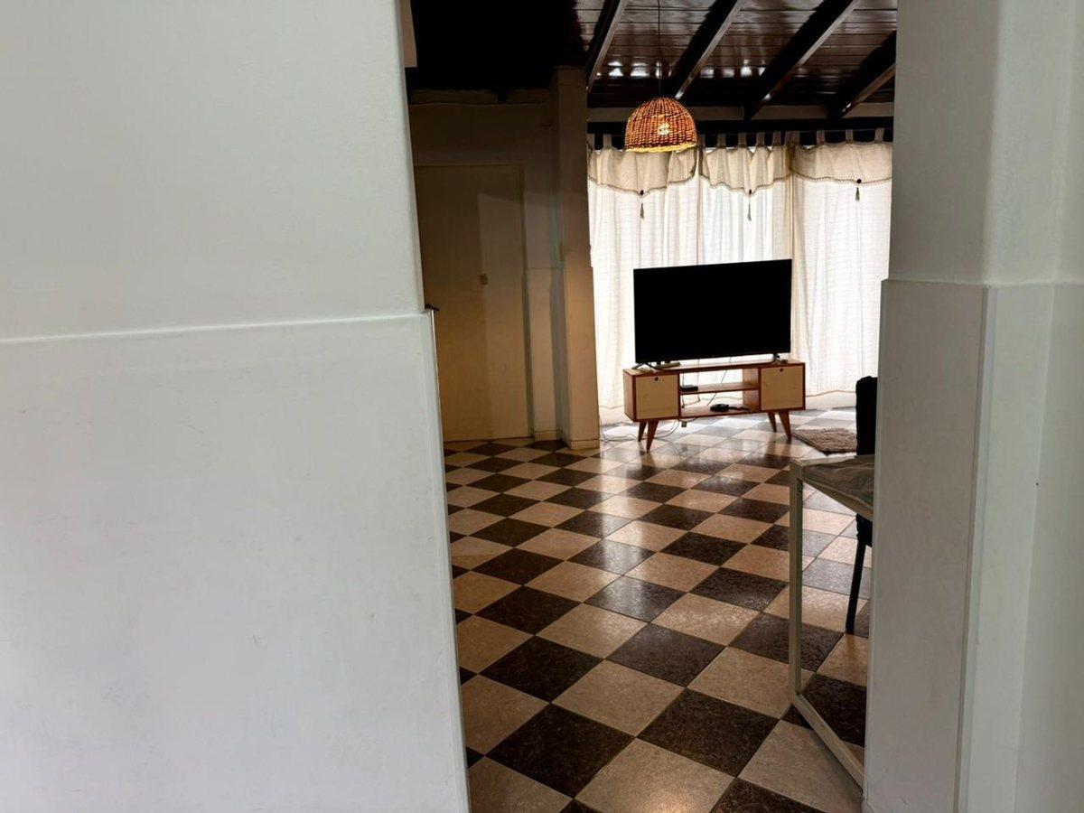 Foto de Venta PH 4 ambs. Exc. Ubicación. Quincho y Patio, imagen 4