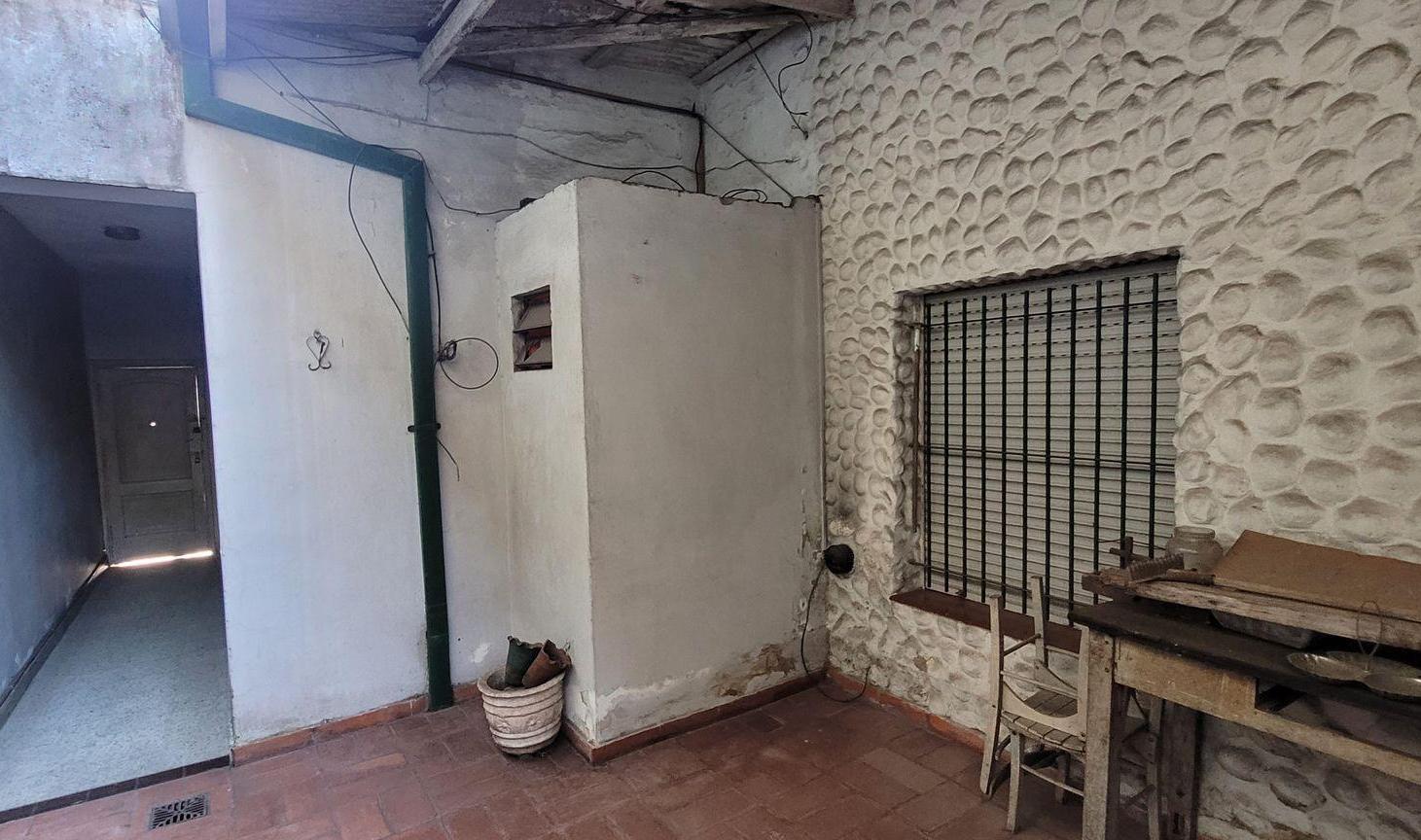 Foto de LOCAL COMERCIAL C/CASA 3 AMB. ESCALADA ESTE, imagen 1
