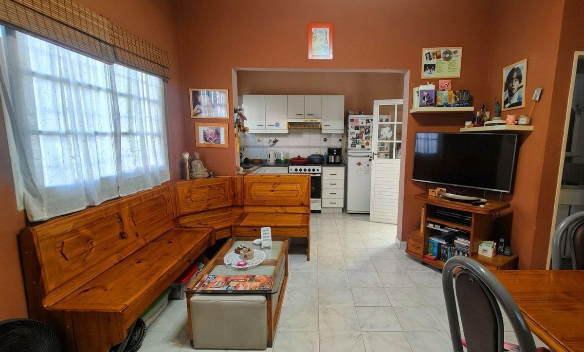 Foto de VENTA PH TIPO DUPLEX 3 AMB CON COCHERA - LANUS, imagen 2