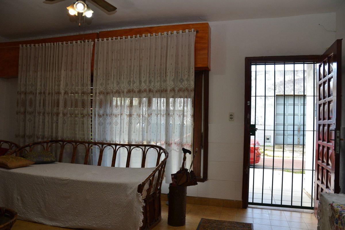 Foto de Venta casa p.2 flias.APTA CREDITO Escalada., imagen 3