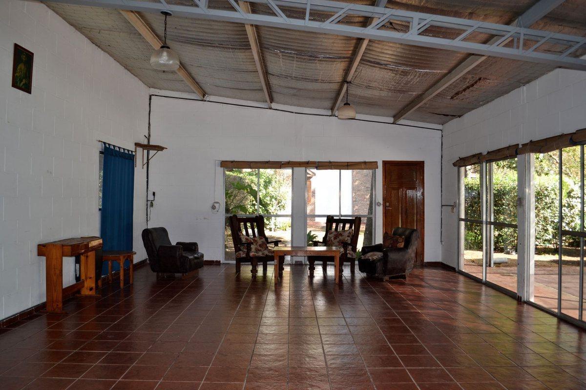 Foto de QUINTA EN VENTA SOBRE LOTE 10000 M2 - GUERNICA, imagen 4