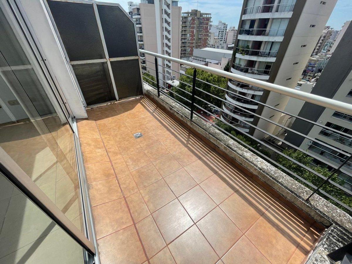 Foto de HERMOSO DEPTO 2 AMB C/ BALCON PATIO Y PARRILLA, imagen 3