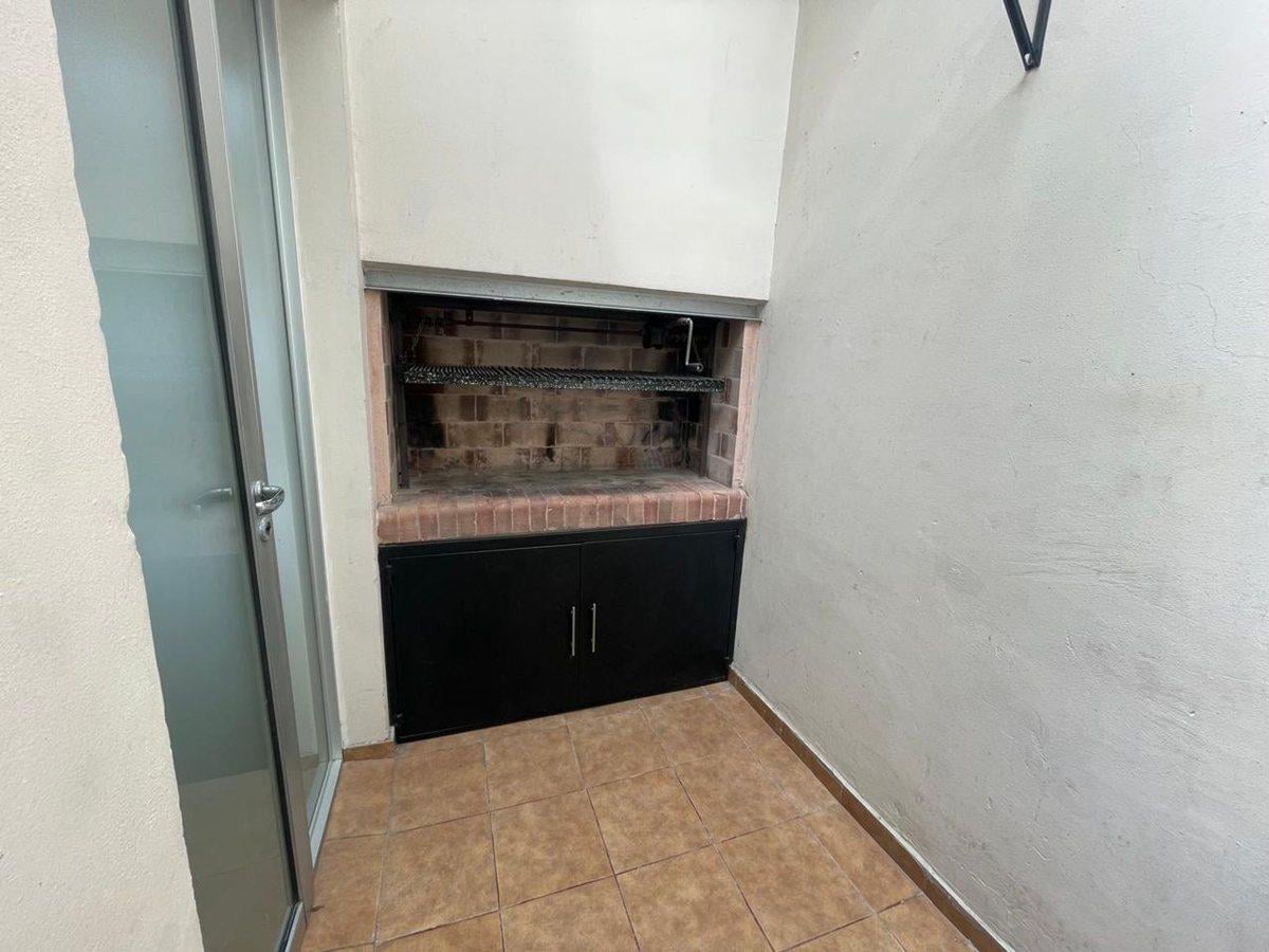Foto de HERMOSO DEPTO 2 AMB C/ BALCON PATIO Y PARRILLA, imagen 5
