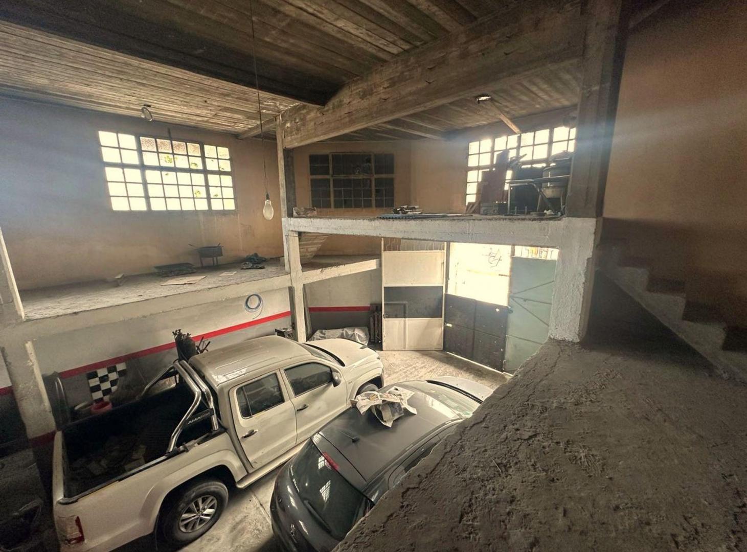 Foto de VENTA GALPON + DEPTO 3 AMB CON QUINCHO Y TERRAZA, imagen 5