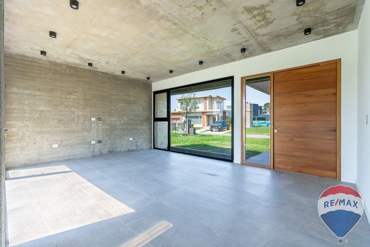 Foto de Casa venta Terralagos 3 dormitorios, con piscina., imagen 4