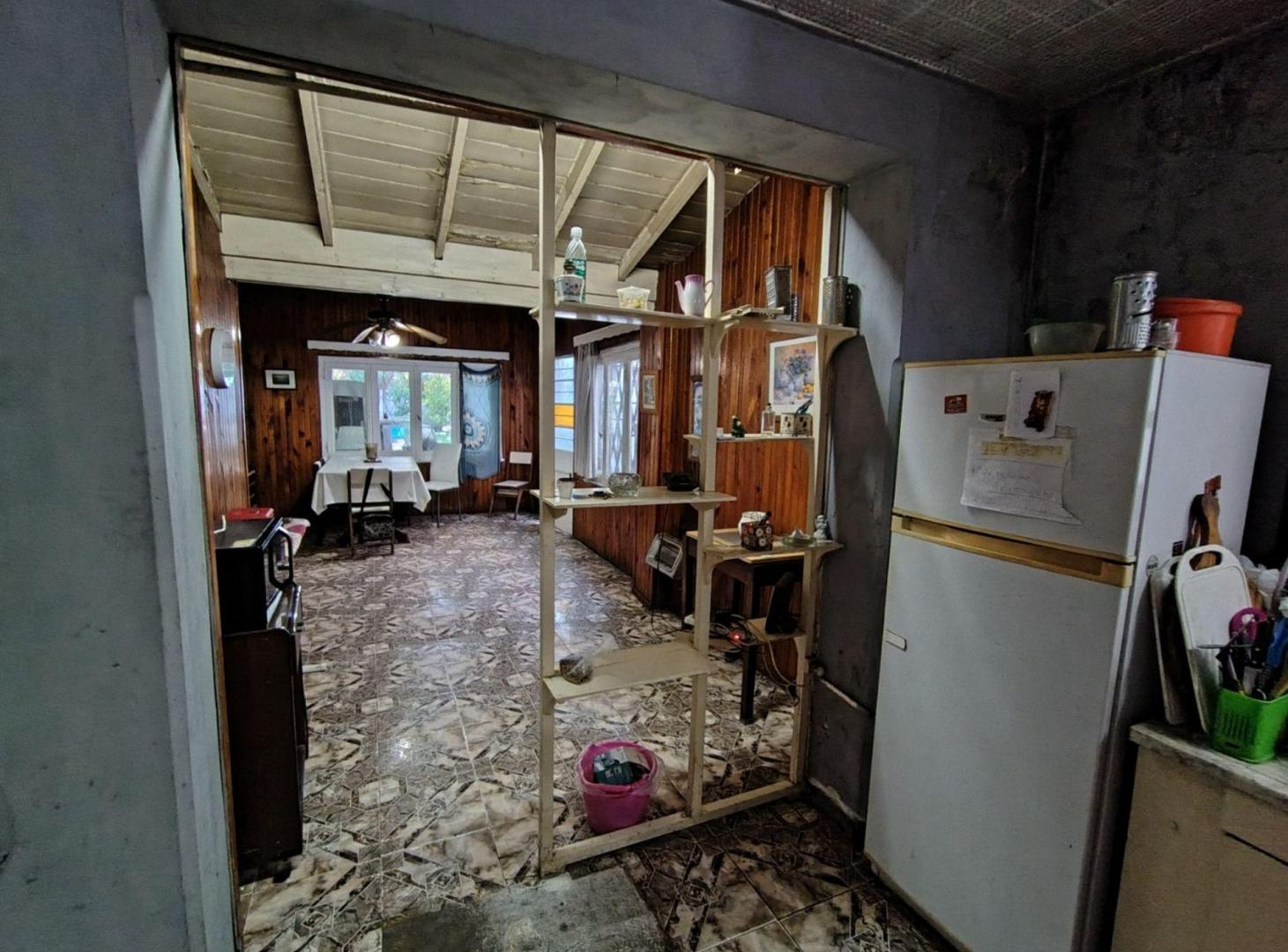 Foto de Casa 3 amb. Pileta.Lote 8,66 X 37 metros.Temperley, imagen 5