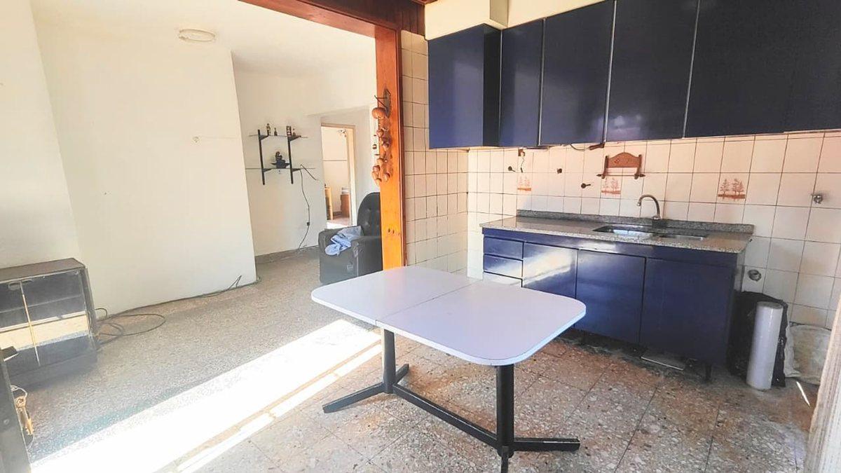 Foto de CASA EN VENTA EN LANUS. INVERSION!, imagen 2
