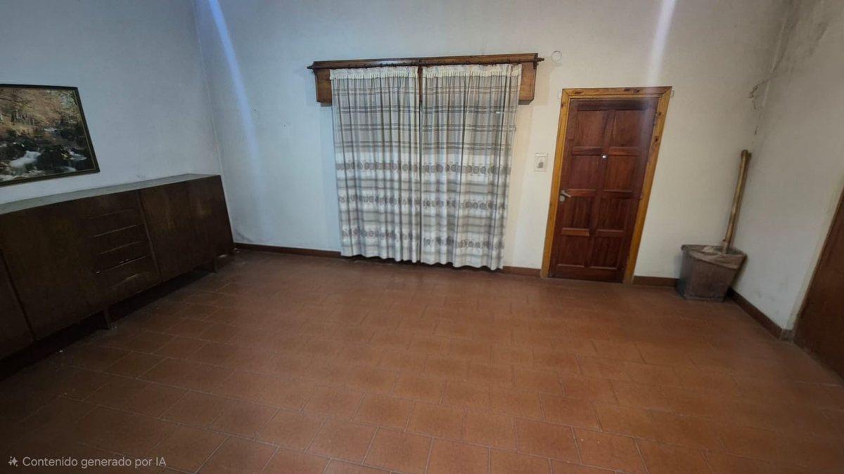 Foto de VENTA CASA LOTE PROPIO CON GALPON EN WILDE 10 X 46, imagen 2