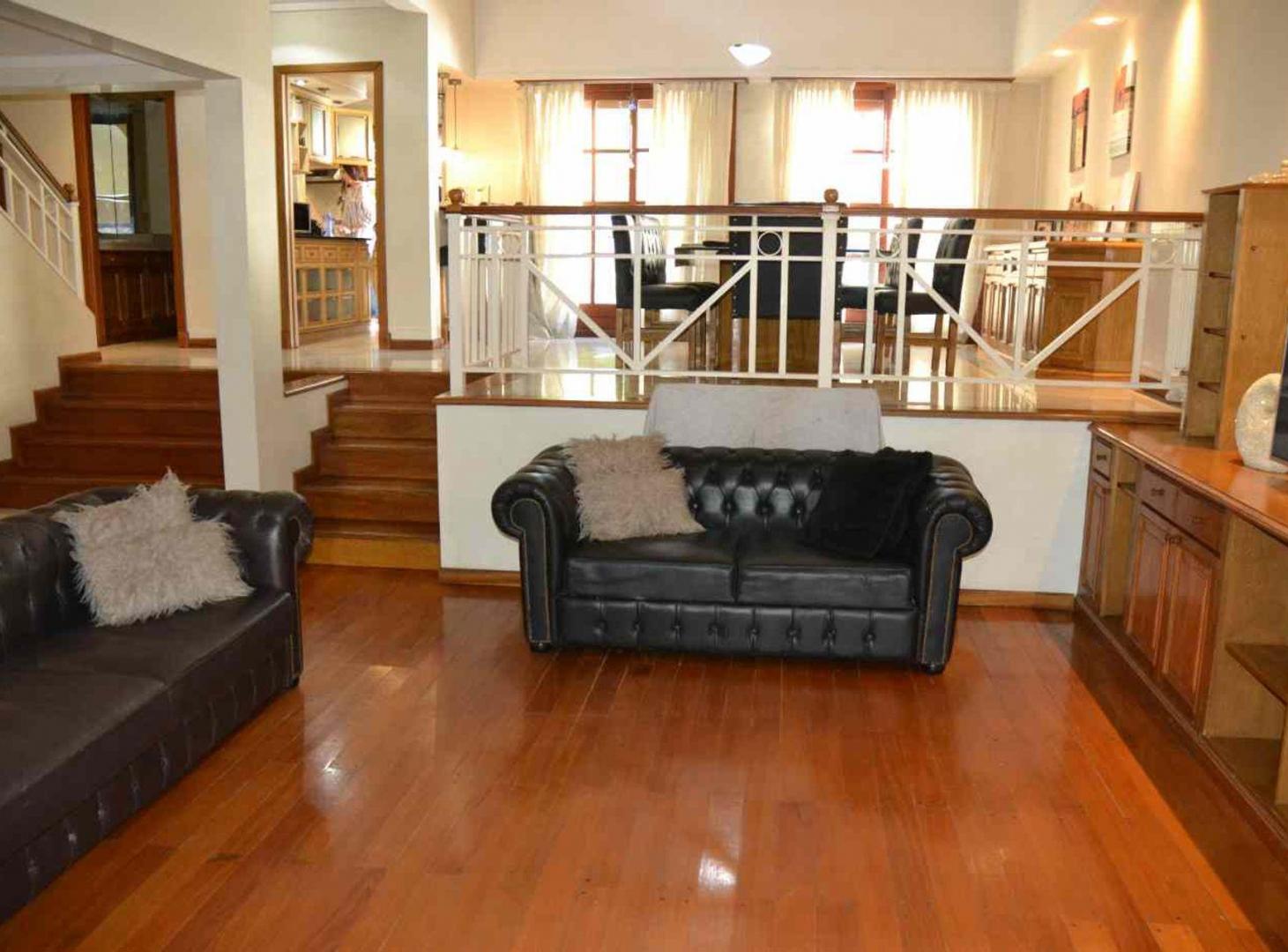 Foto de VENTA CASA 773 Mtrs.de lote.Pileta.Z. residencial, imagen 1