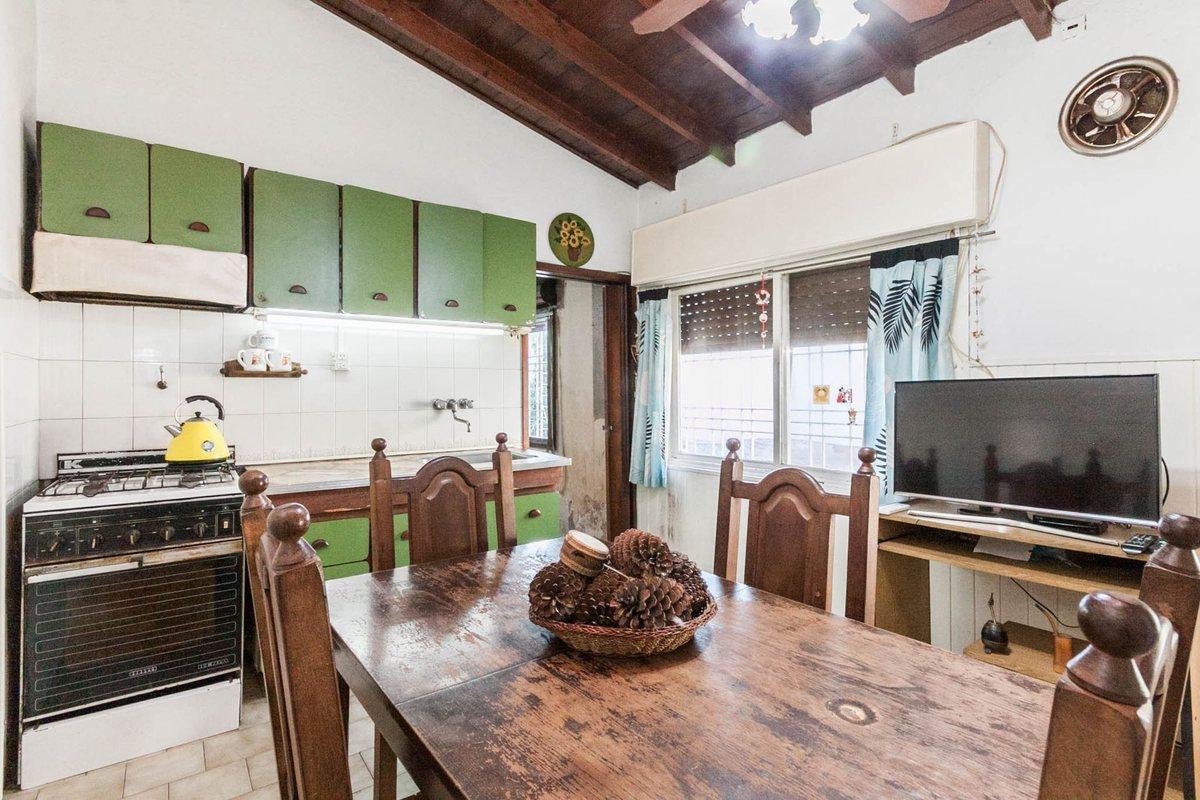 Foto de VENTA P.H. 2 dorm. patio,parrilla, terraza propia., imagen 4