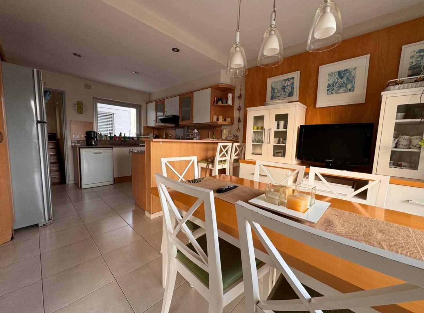 Foto de PENT HOUSE (11 y 12) 276 M2 5 AMB 2 COCH.LANUSITA, imagen 5