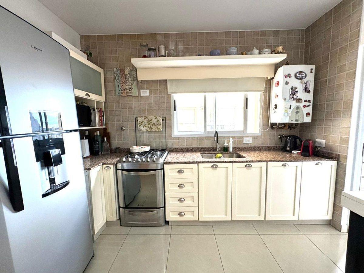 Foto de VENTA DPTO 3 AMB + COCHERA/BALCÓN /LAVADERO /WILDE, imagen 3