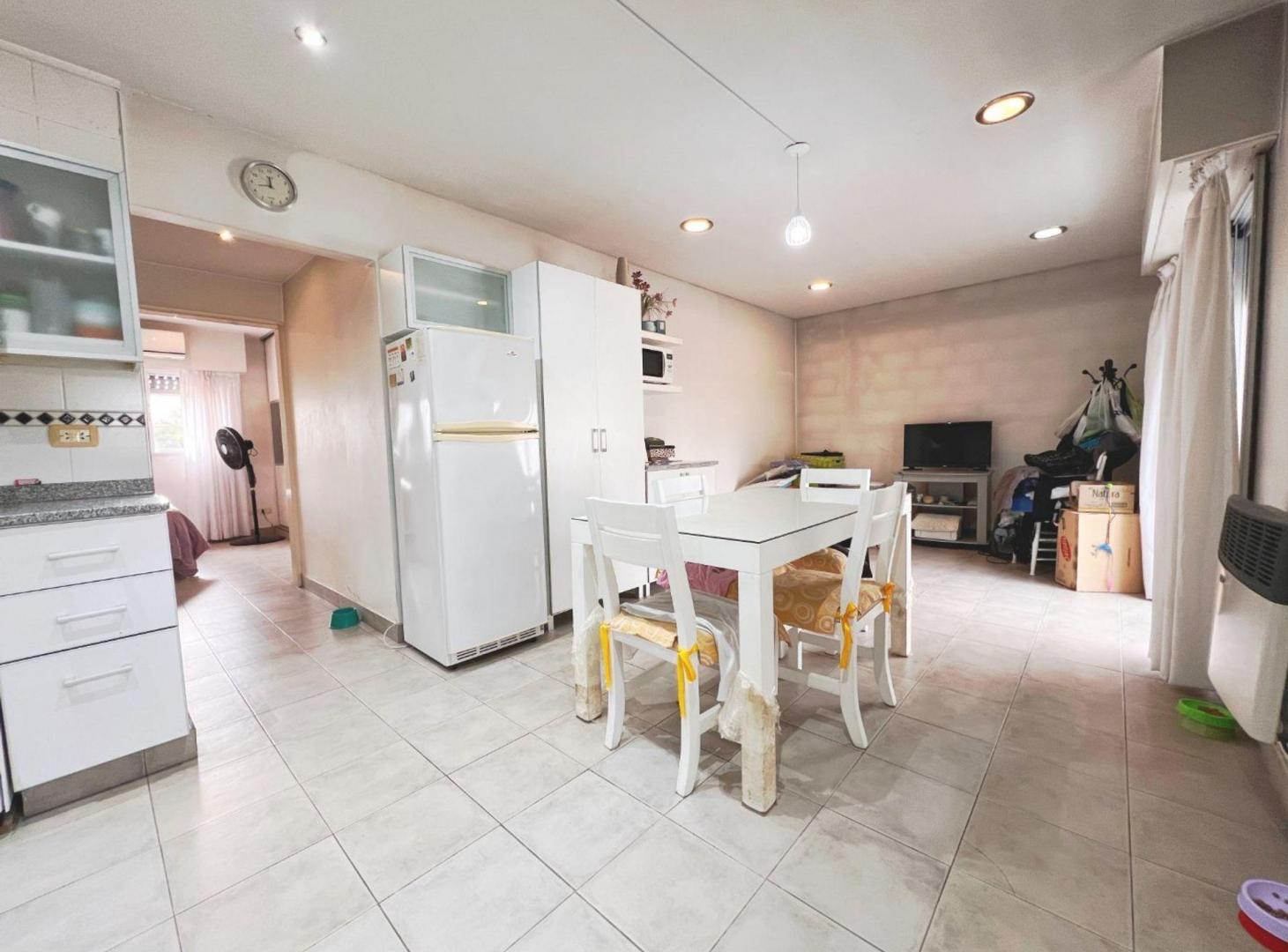 Foto de EXCELENTE PH 5AMB. GRAN PATIO DE 138M2. BANFIELD, imagen 4
