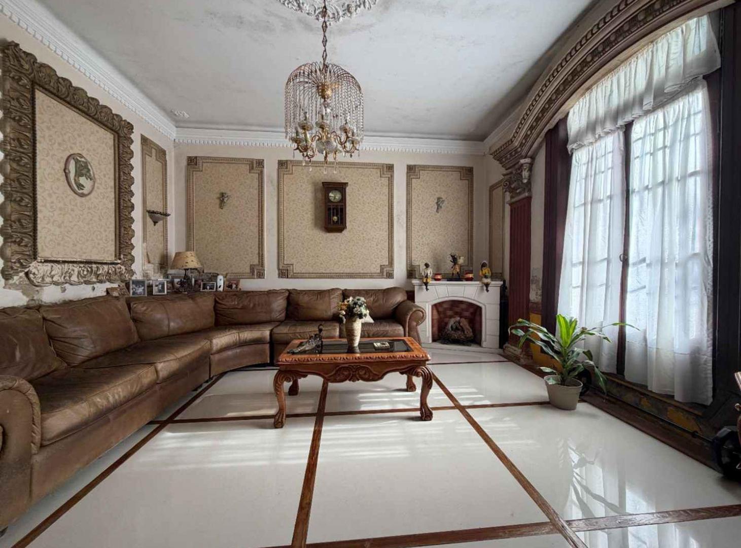 Foto de CASA EN VENTA EN BANFIELD E. 4 AMB. RECICLADA, imagen 4