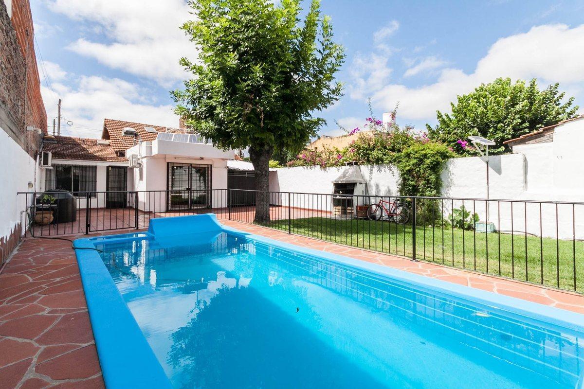 Foto de CASA 5 AMB-PISCINA-PARQUE-PARRILLA-APTO CRED, imagen 4