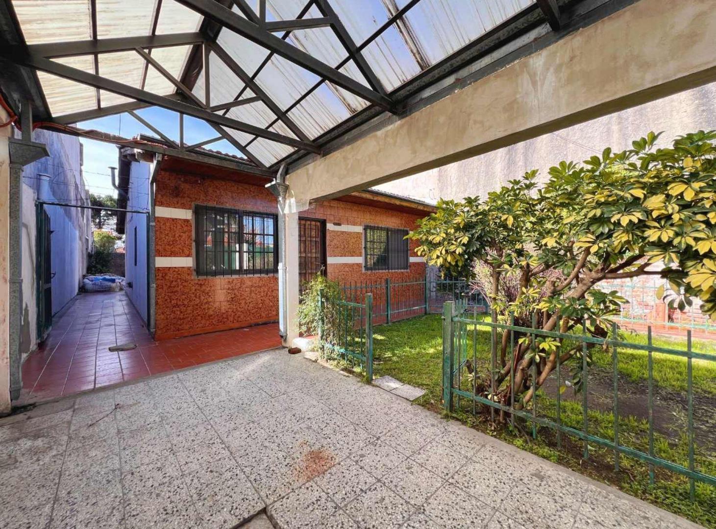 Foto de VENTA CASA 3AMB.QUINCHO COCHERA FONDO LIBRE 350M2., imagen 4