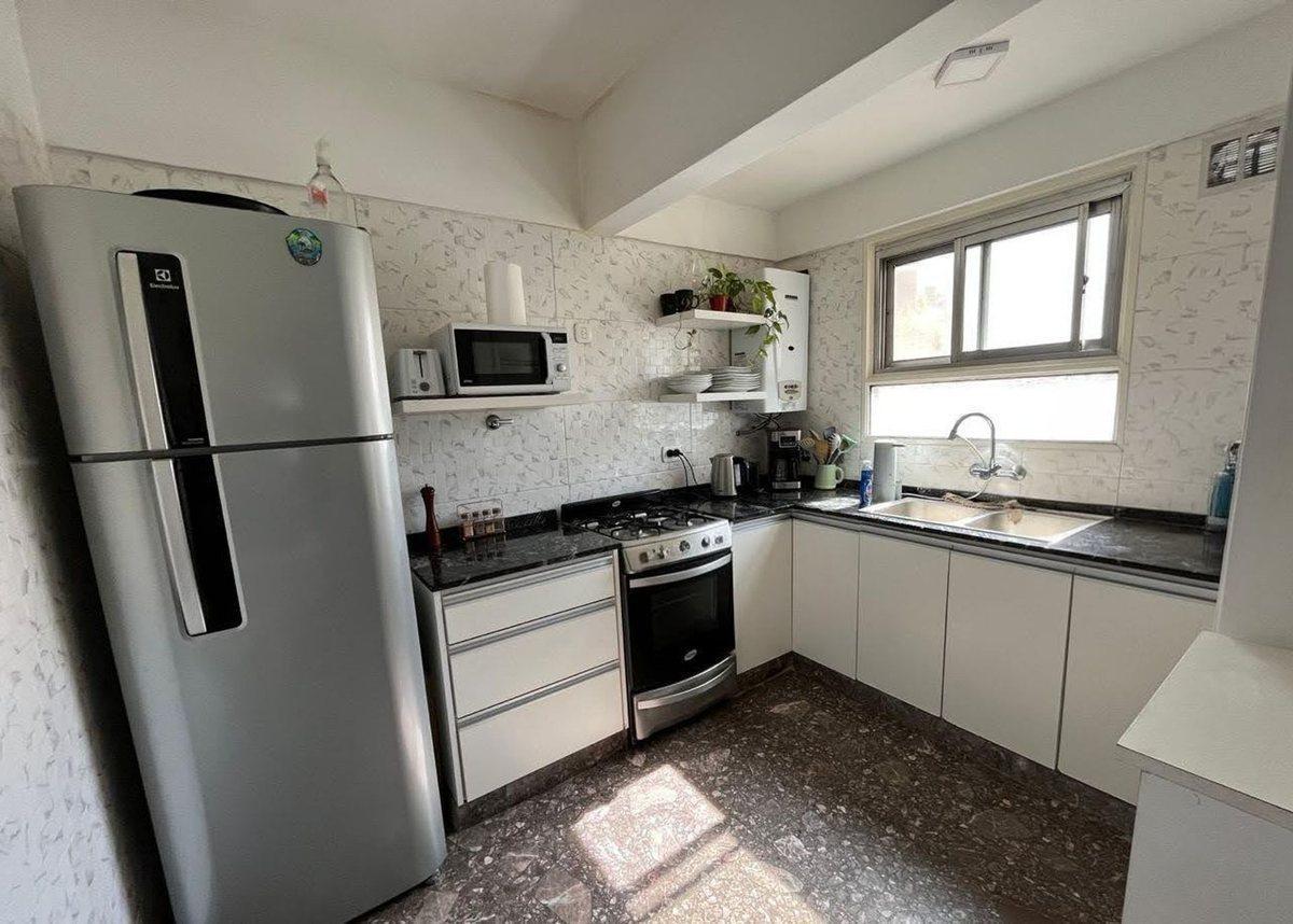Foto de Departamento de 3 Ambientes con Dependencia – 86m2, imagen 2