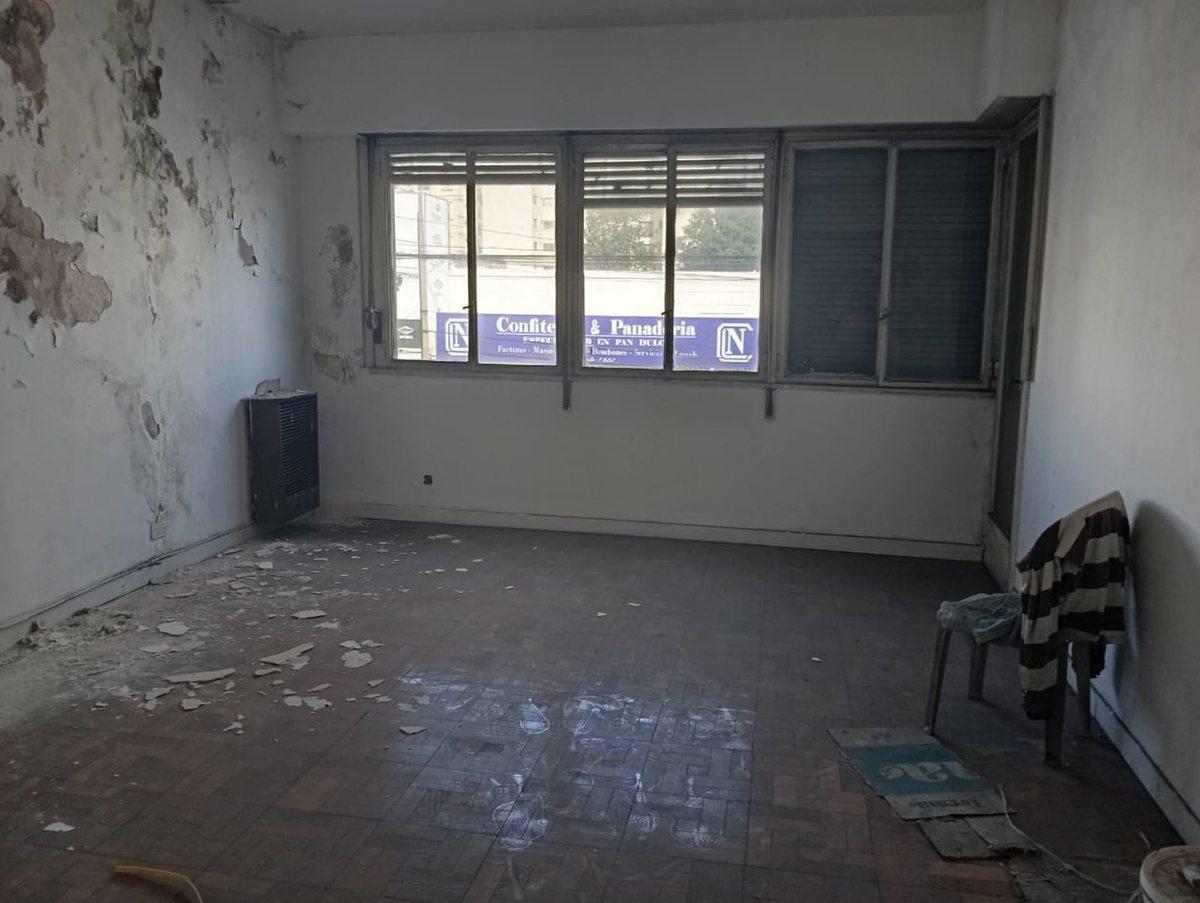 Foto de Local Lote c/vivienda Lomas sobre Yrigoyen 8900, imagen 1