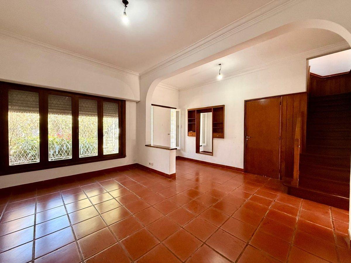Foto de HERMOZO CHALET 5 AMB C/PARQUE Y GARAGE, imagen 1