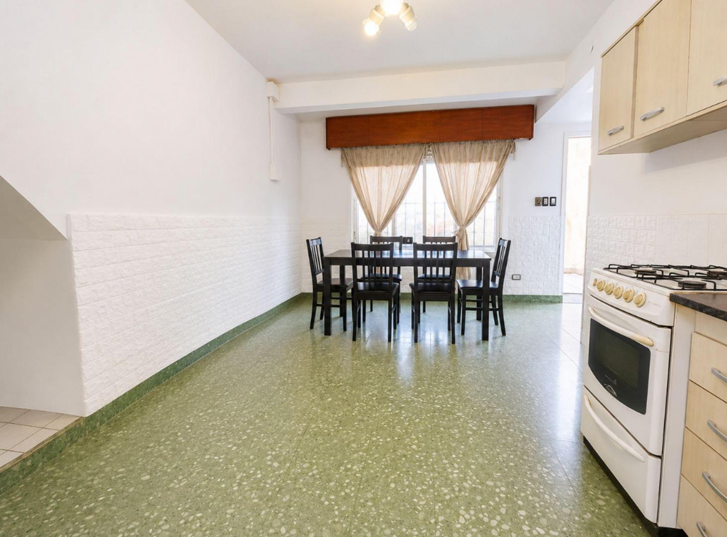 Foto de ALQUILER PH 3 AMB CON PATIO Y TERRAZA-MTE CHINGOLO, imagen 3