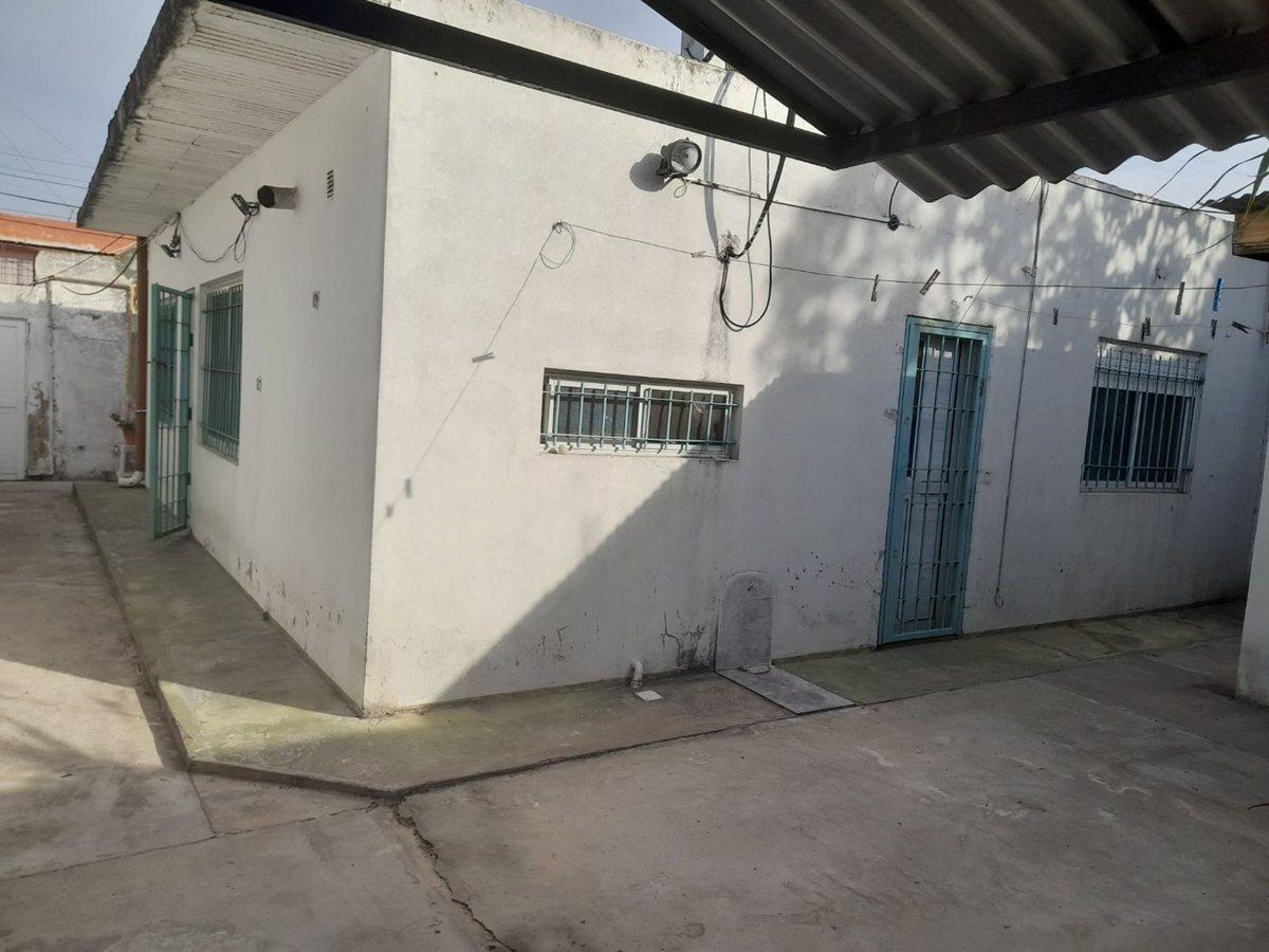 Foto de VENTA CASA 3AMB + UNIDAD A RECICLAR EN LOTE 300M2, imagen 4