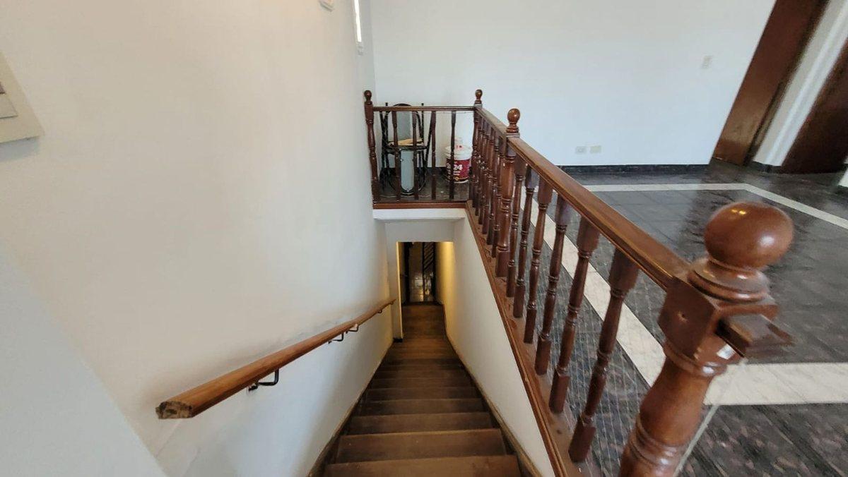 Foto de VENTA EN BLOCK GALPON DEPTO 5 AMB LANUS OESTE, imagen 1