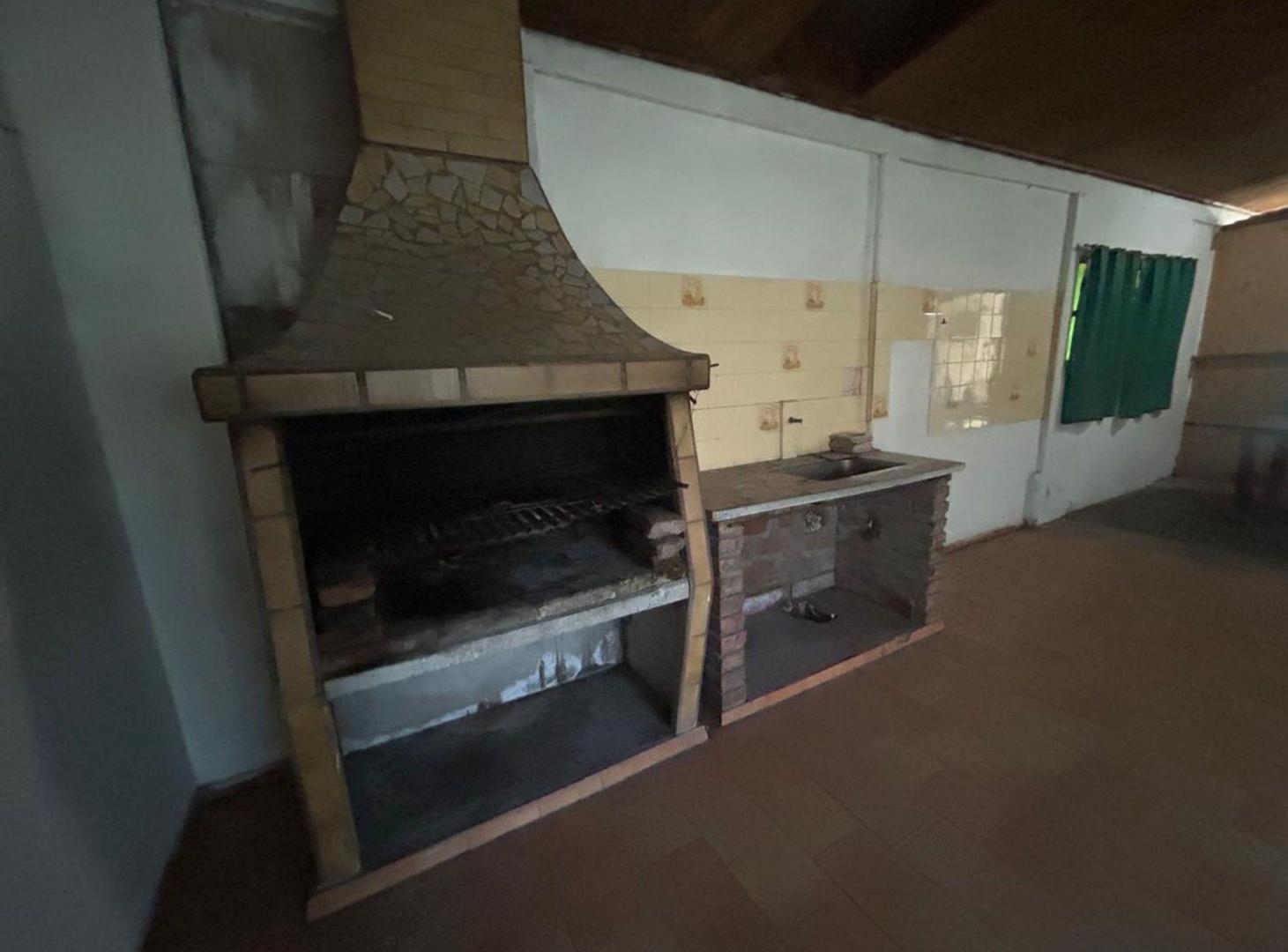 Foto de VENTA CASA CN PARQUE FLORENCIO VARELA SOBRE AVENID, imagen 5