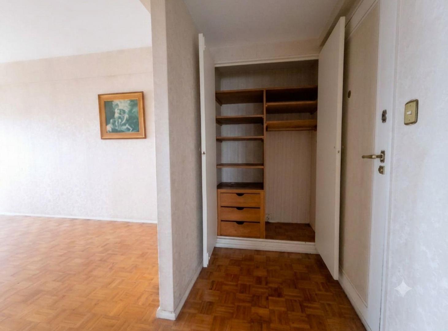 Foto de VENTA DEPTO 4 AMB EN GERLI-LANUS, imagen 3