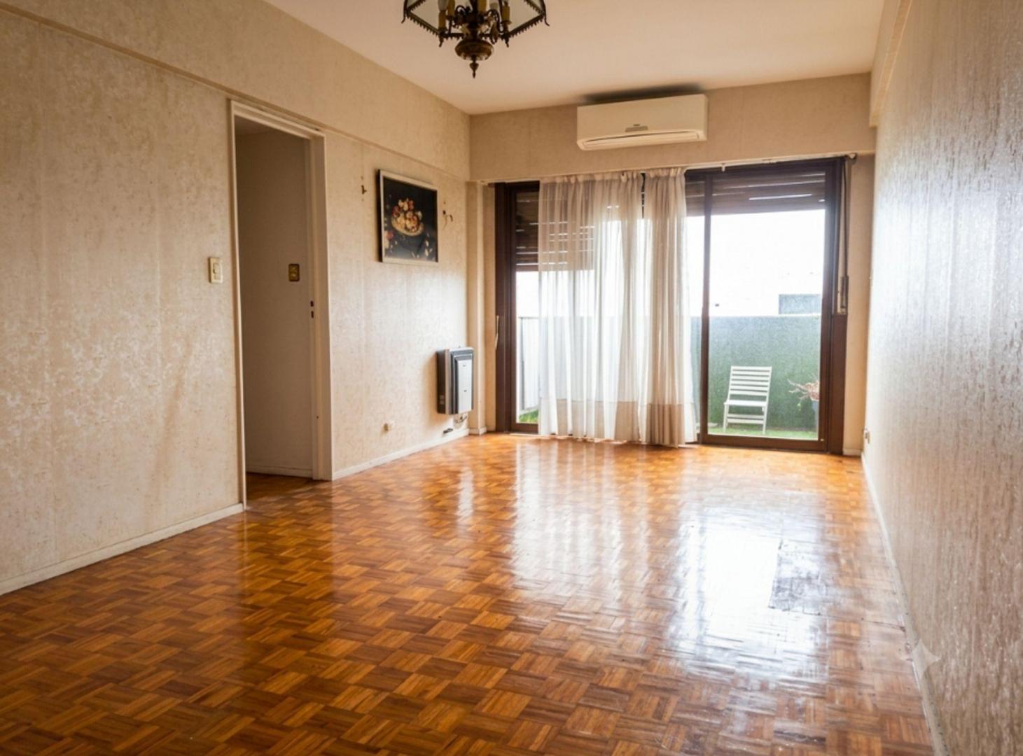 Foto de VENTA DEPTO 4 AMB EN GERLI-LANUS, imagen 4