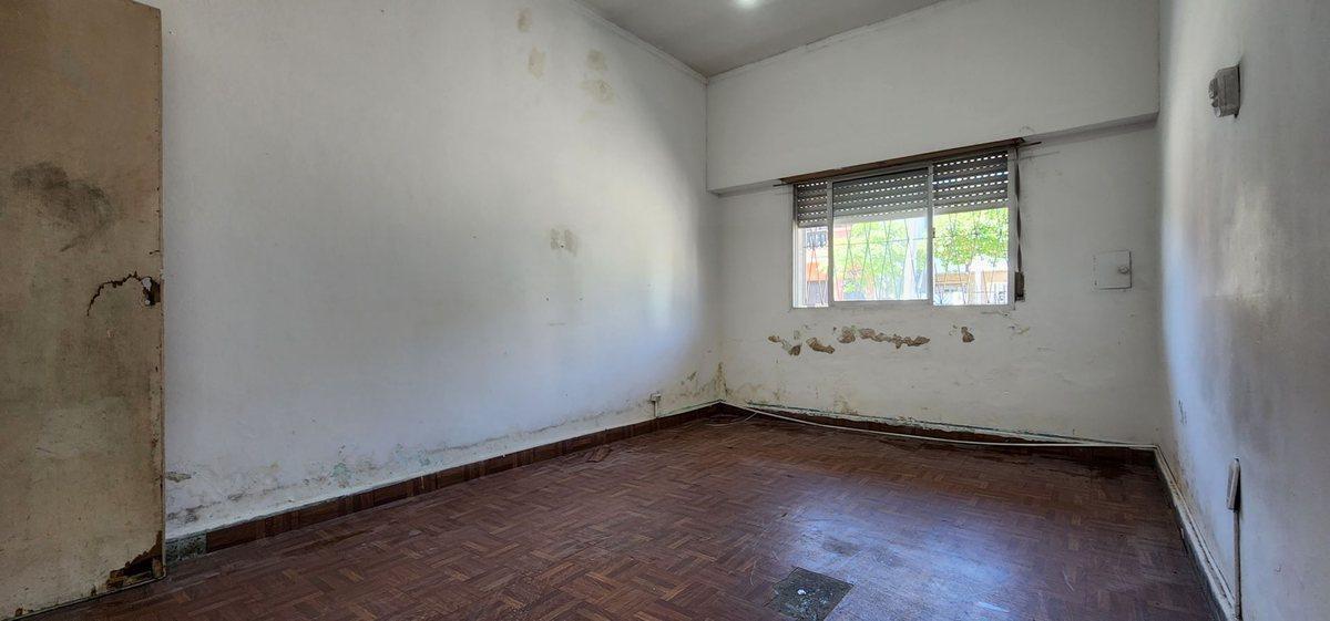Foto de PH tipo casa 4 amb al frentec/coch,patio y terraza, imagen 3
