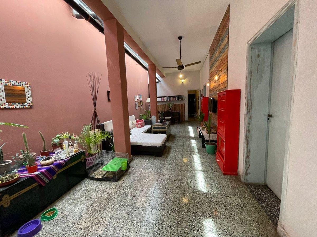 Foto de CASA 3AMB EN LANUS C/ PATIO Y LOCAL APTO CREDITO, imagen 4