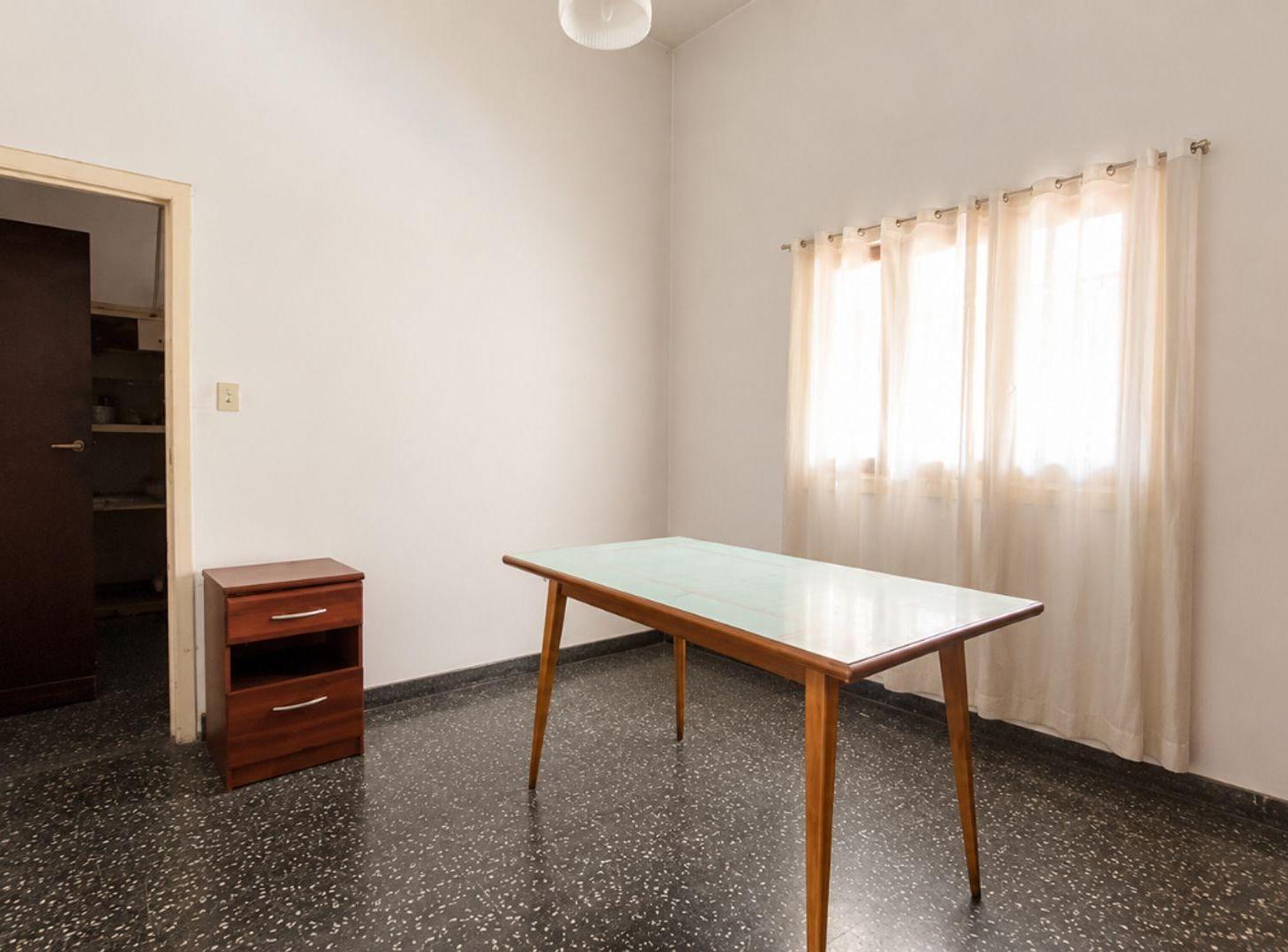 Foto de VENTA EN BLOQUE 3 locales + Vivienda - M. Chingolo, imagen 3