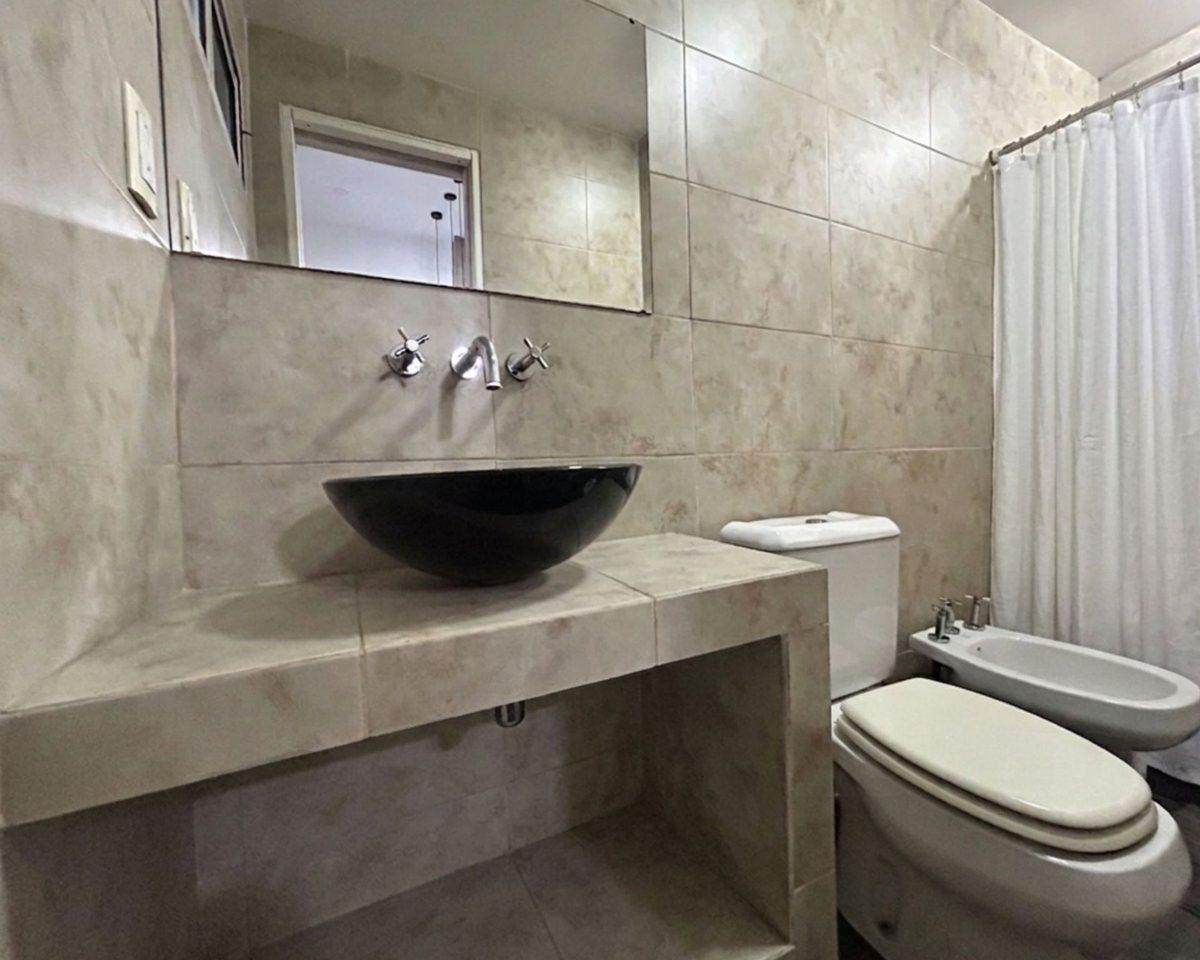 Foto de IMPECABLE PH 2 AMB. RECICLADO – SIN EXP. LANÚS O, imagen 3