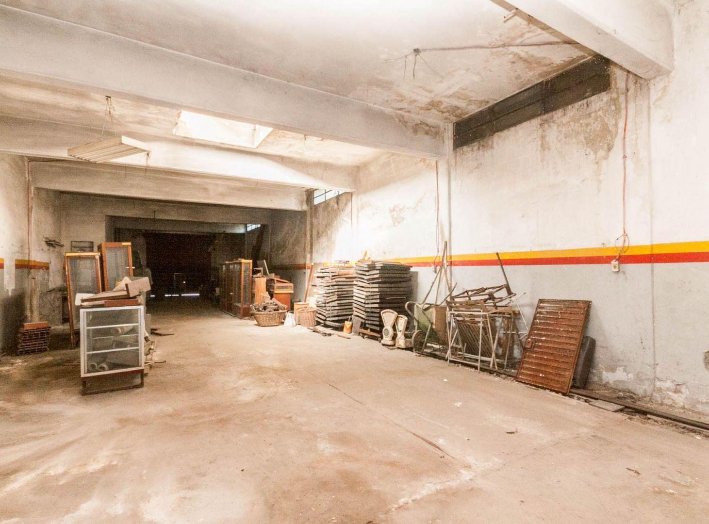 Foto de VENTA GALPON DEPÓSITO 198 m² LANUS, imagen 3