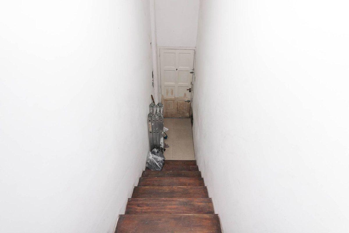 Foto de VENTA GALPÓN CON PH 4 AMB Y QUINCHO PLANTA ALTA, imagen 2