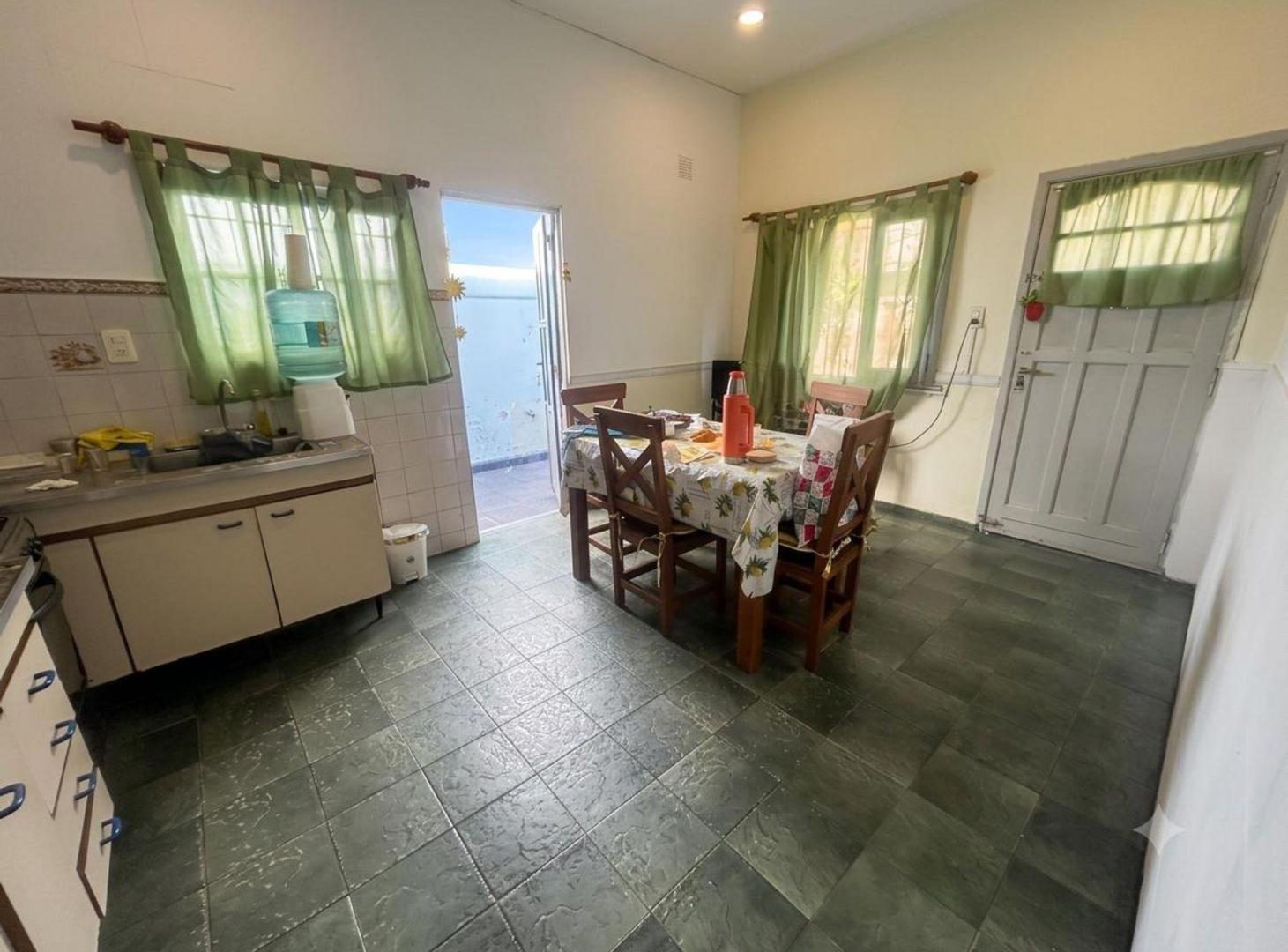 Foto de VENTA 3 PH EN BLOCK LANUS OESTE OPORTUNIDAD, imagen 1