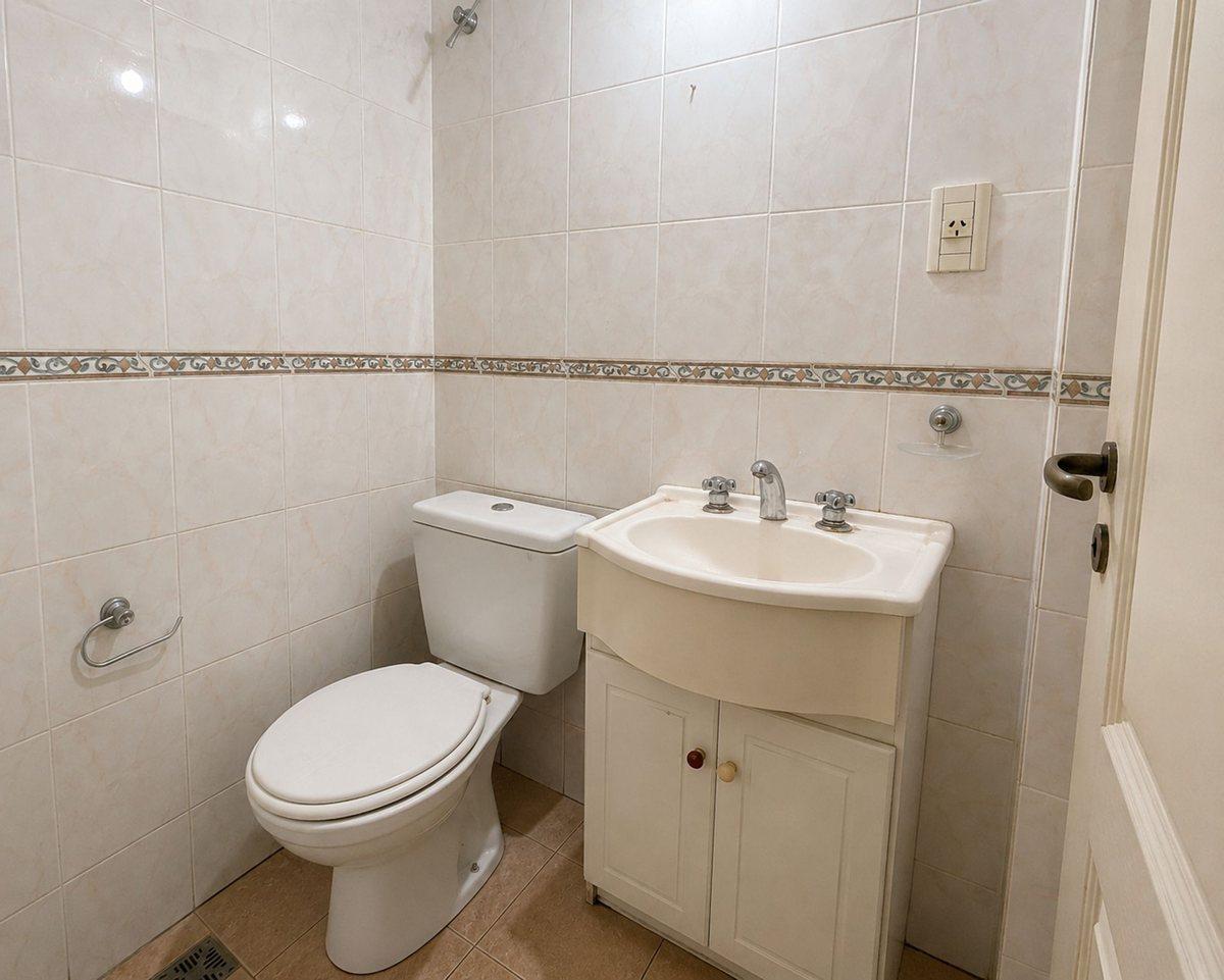 Foto de DUPLEX 3 AMB C/COCHERA, JARDÍN, LAVADERO Y ALTILLO, imagen 2