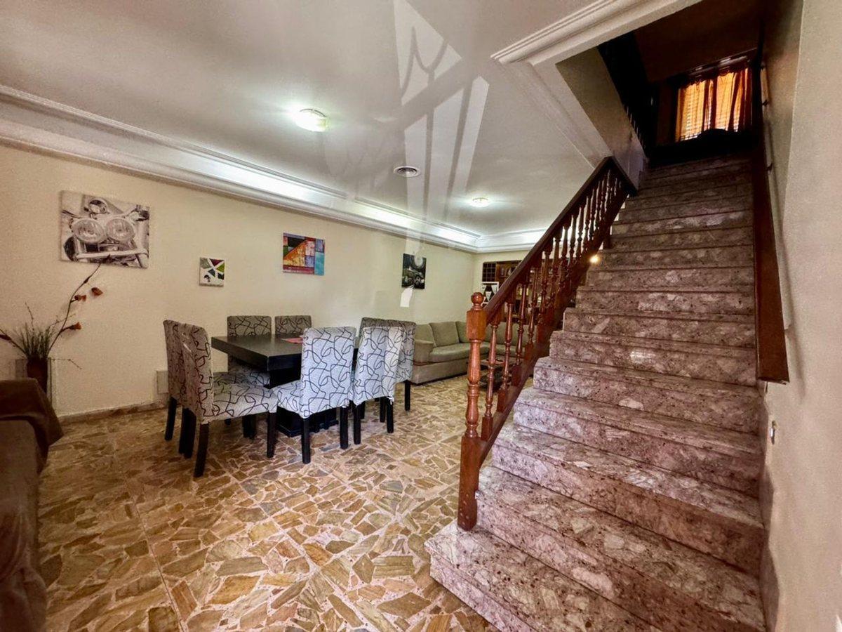Foto de VTA CASA 4 AMB / COCHERA / PATIO / BUENA UBICACION, imagen 1