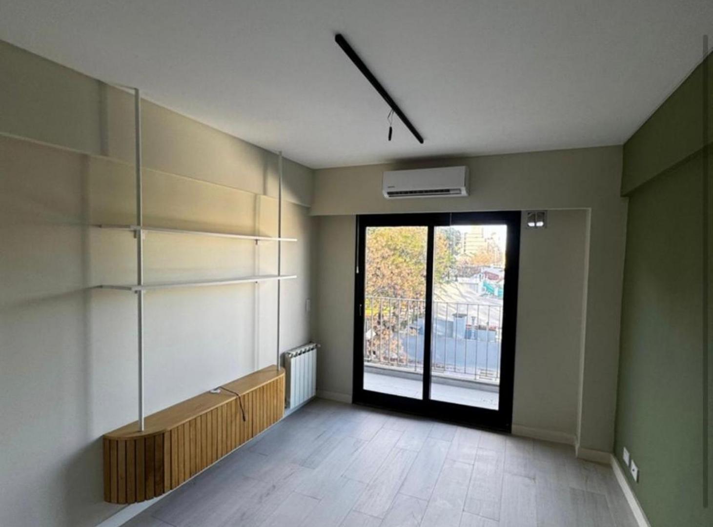 Foto de DEPARTAMENTO DE 2 AMBIENTES AL FRENTE CON BALCÓN, imagen 4