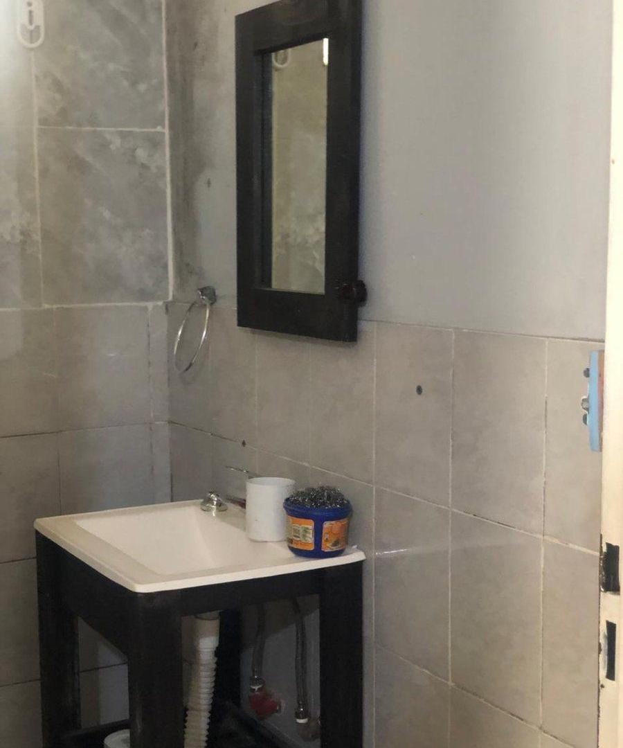 Foto de PH EN VENTA EN C/FRENTE CON AMPLIO JARDÍN LANUS O., imagen 3