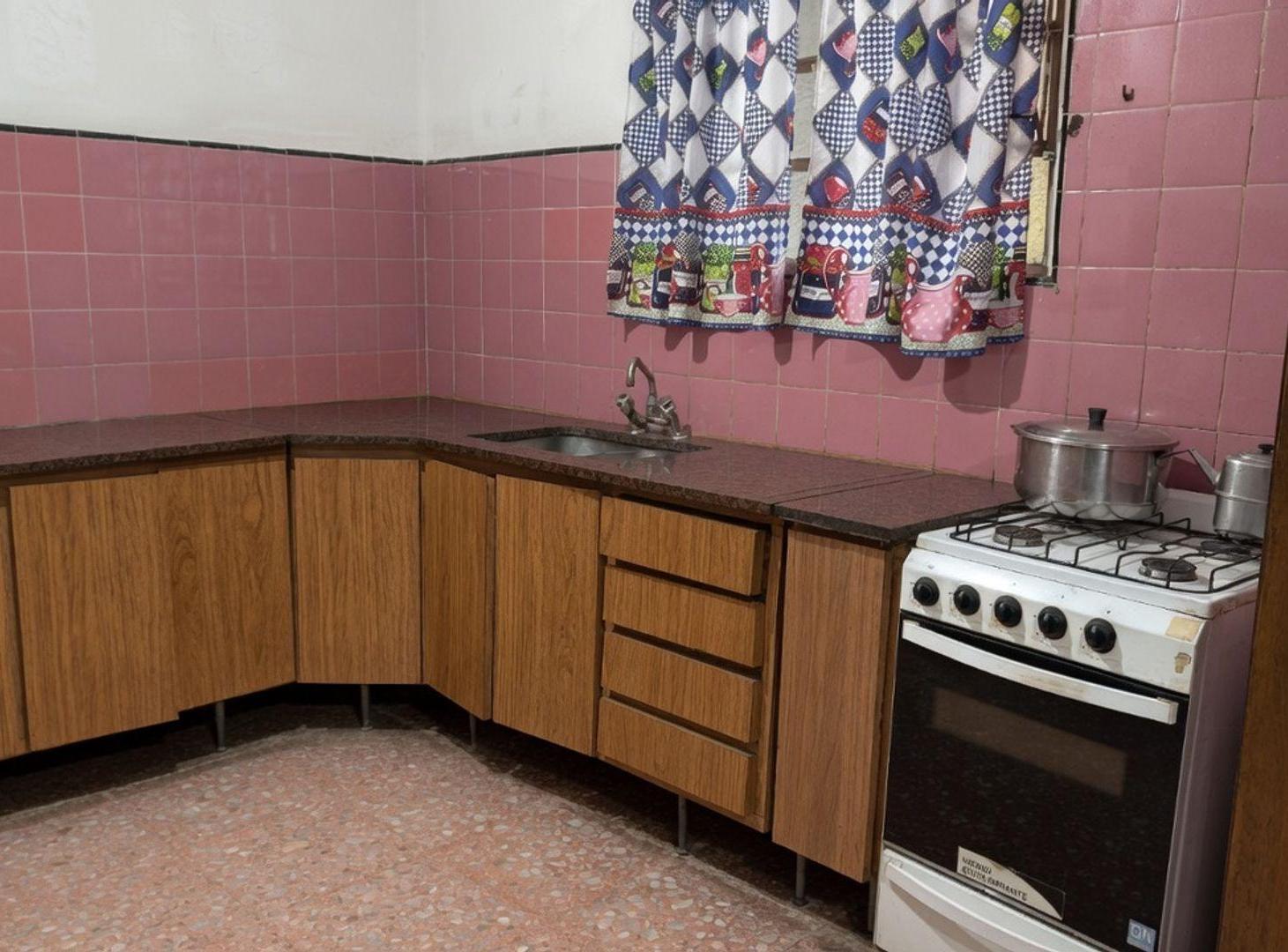 Foto de VENTA PH al frente Lanús Oeste, imagen 4