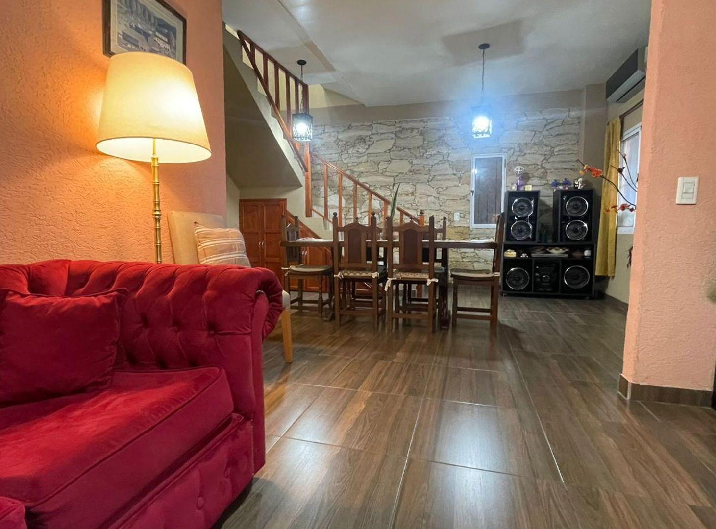 Foto de Casa 5 ambientes amplio terreno oportunidad, imagen 5