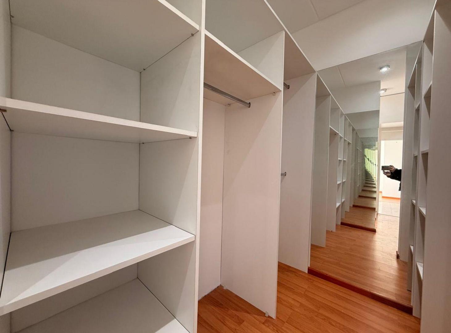 Foto de VENTA EXCLUSIVA PISO 4 AMB. CON TERRAZA - LANÚS, imagen 5
