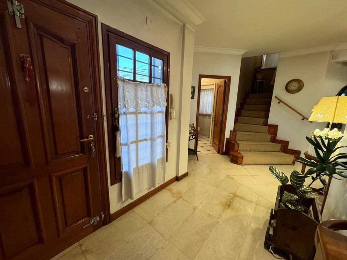 Foto de VTA CASA 5 AMB/ DESARRO S. 3 LOTES/PILETA /COCHERA, imagen 3