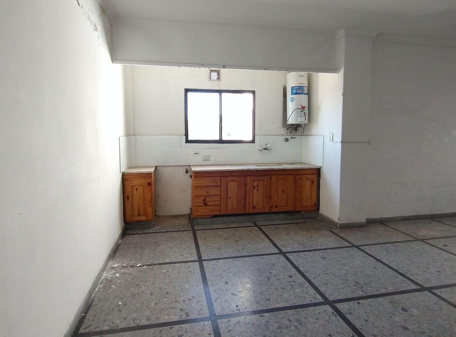 Foto de PH EN VENTA 3 AMB. (AMPLIOS) EN LANUS O., imagen 2